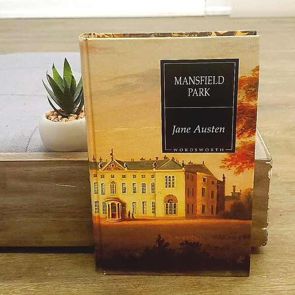 📚3/$25📚Mansfield Park - Picture 1 of 4